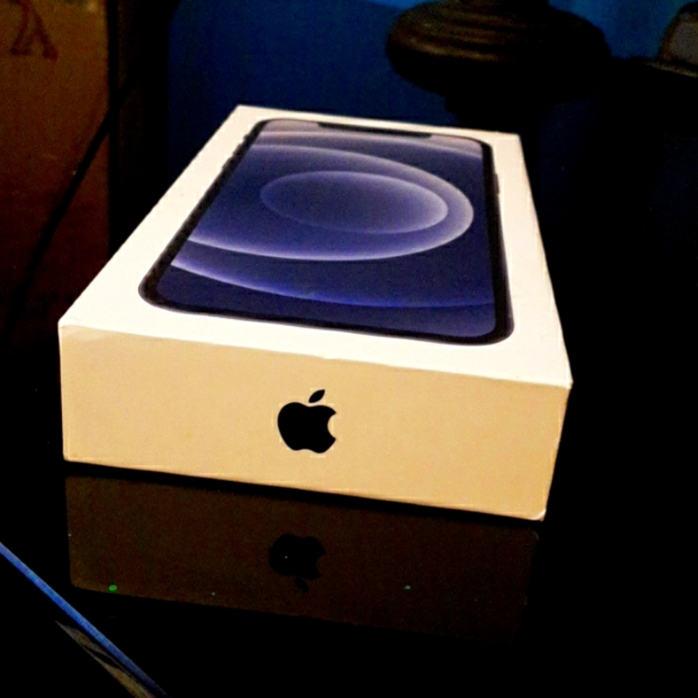 i phone box